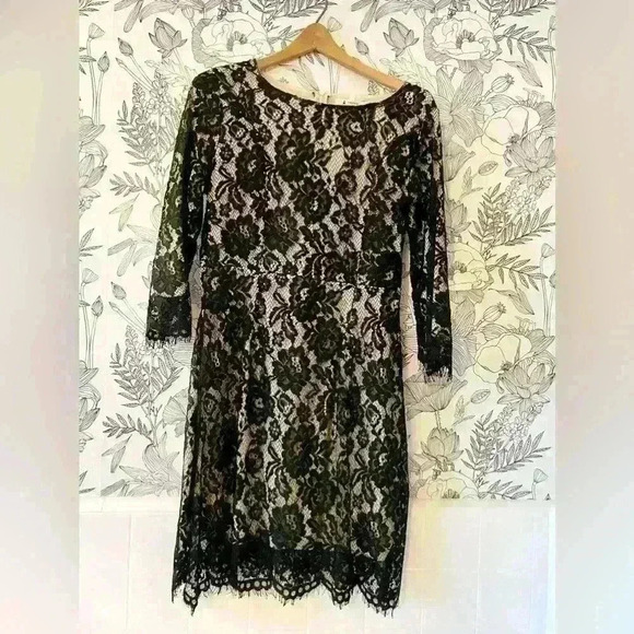 Dresses & Skirts - Black Lace Dress